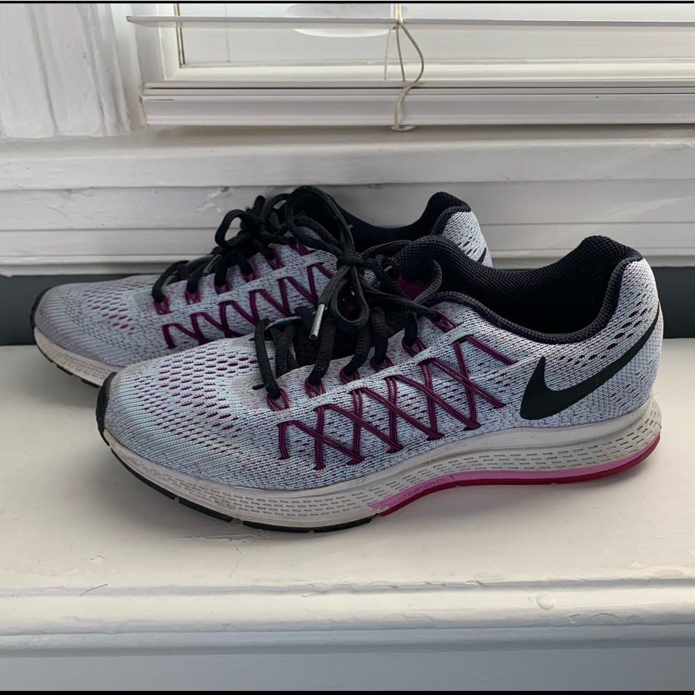 Nike Zoom Running Sneakers - W8